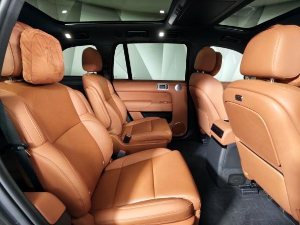 Li Auto (Lixiang) L9 I Рестайлинг с пробегом 2024 года, цена 7 495 000 рублей, 21197 км, внедорожник, Автокод Объявления