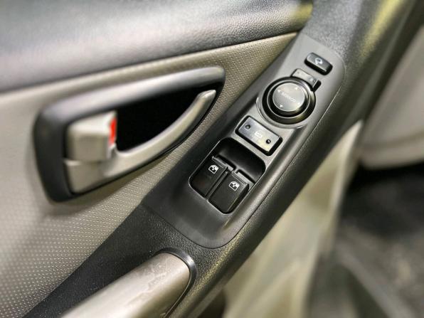Hyundai Grand Starex I с пробегом 2015 года, цена 1 599 000 рублей, 295713 км, минивэн, Автокод Объявления