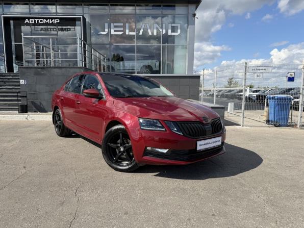 Skoda Octavia III (A7) Рестайлинг с пробегом 2018 года, цена 1 850 000 рублей, 124810 км, лифтбек, Автокод Объявления