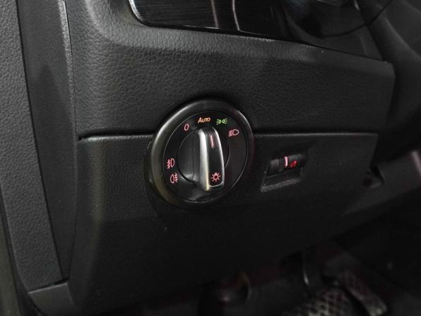 Volkswagen Multivan T6 с пробегом 2018 года, цена 3 069 000 рублей, 220980 км, минивэн, Автокод Объявления