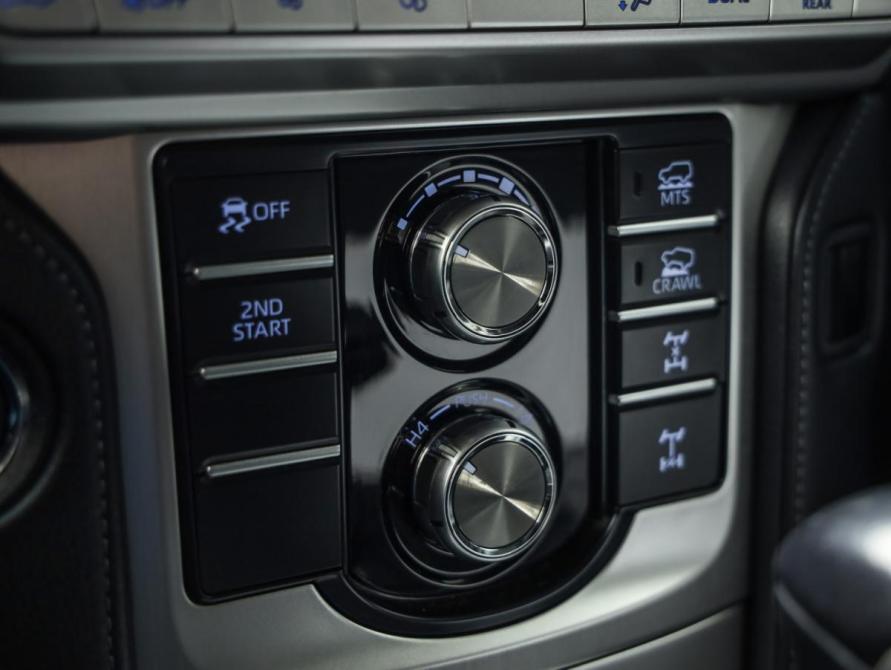 Toyota Land Cruiser Prado 150 Series Рестайлинг 3 Санкт-Петербург  - изображение 18
