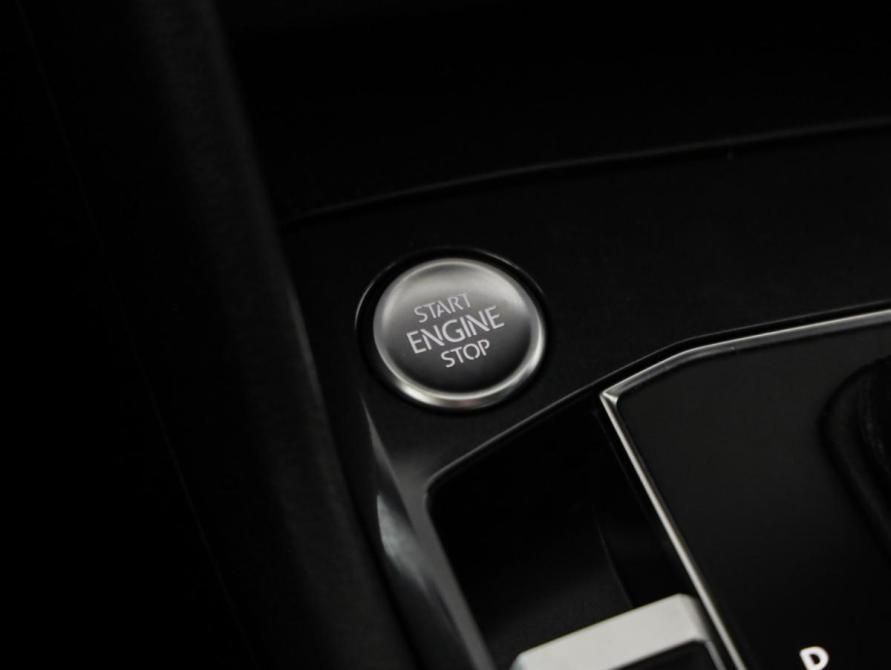 Volkswagen Tiguan II Санкт-Петербург  - изображение 19