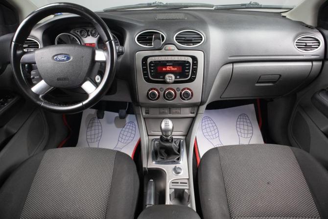 Ford Focus II Рестайлинг с пробегом 2010 года, цена 629 000 рублей, 174020 км, хэтчбек, Автокод Объявления
