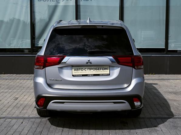 Mitsubishi Outlander III Рестайлинг 3 с пробегом 2020 года, цена 2 326 000 рублей, 120627 км, внедорожник, Автокод Объявления