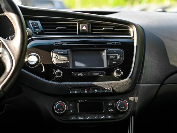 Kia Ceed II Рестайлинг с пробегом 2015 года, цена 1 150 000 рублей, 191163 км, хэтчбек, Автокод Объявления