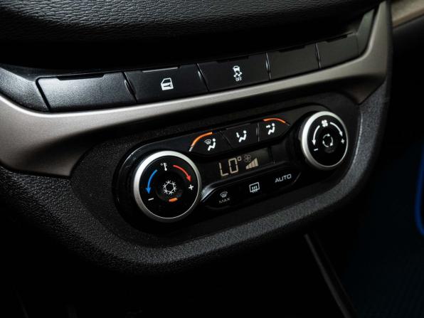 Lada (ВАЗ) Vesta I с пробегом 2017 года, цена 698 000 рублей, 140997 км, седан, Автокод Объявления