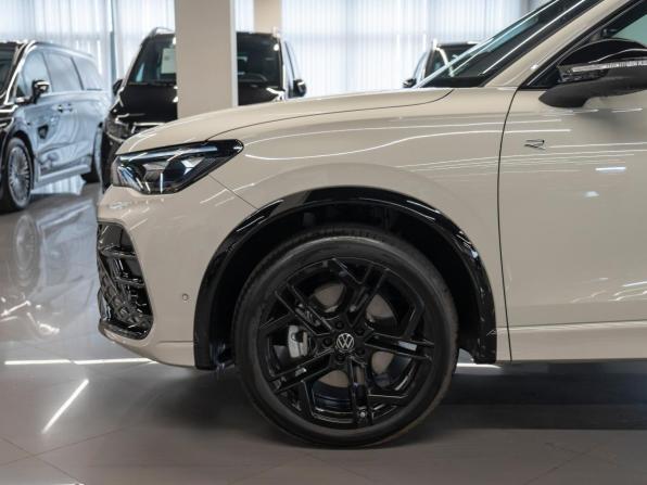 Volkswagen Tiguan III (China Market) с пробегом 2026 года, цена 4 900 000 рублей, 50 км, внедорожник, Автокод Объявления