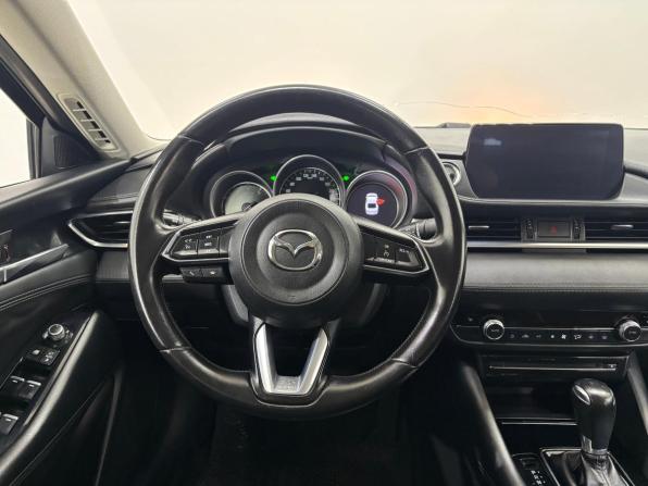 Mazda 6 III (GJ) Рестайлинг 2 с пробегом 2018 года, цена 1 920 000 рублей, 192647 км, седан, Автокод Объявления