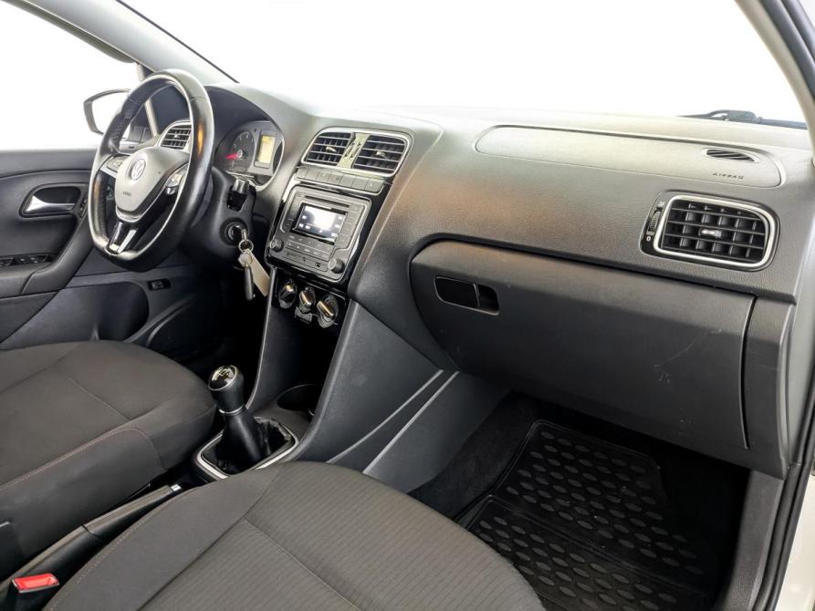 Volkswagen Polo V Рестайлинг Москва  - изображение 11