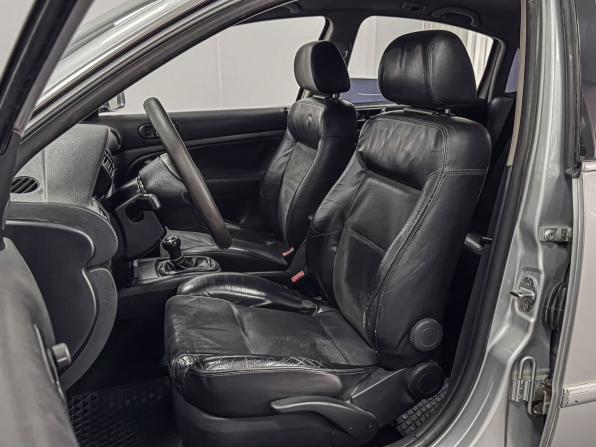 Volkswagen Passat B5 Рестайлинг с пробегом 2002 года, цена 399 000 рублей, 301445 км, седан, Автокод Объявления