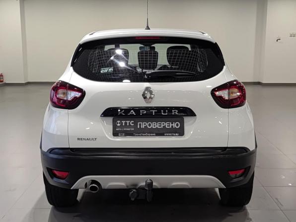Renault Kaptur I с пробегом 2017 года, цена 1 080 000 рублей, 240394 км, внедорожник, Автокод Объявления
