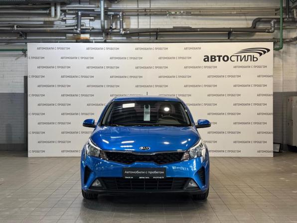 Kia Rio IV Рестайлинг с пробегом 2021 года, цена 1 799 000 рублей, 37000 км, седан, Автокод Объявления