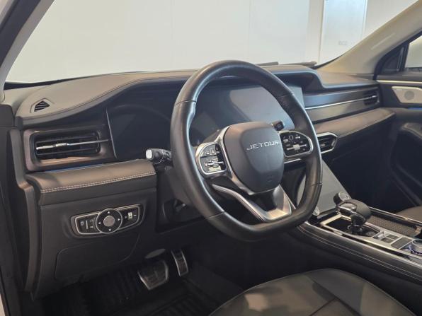 JETOUR X90+ с пробегом 2023 года, цена 2 290 000 рублей, 61328 км, внедорожник, Автокод Объявления