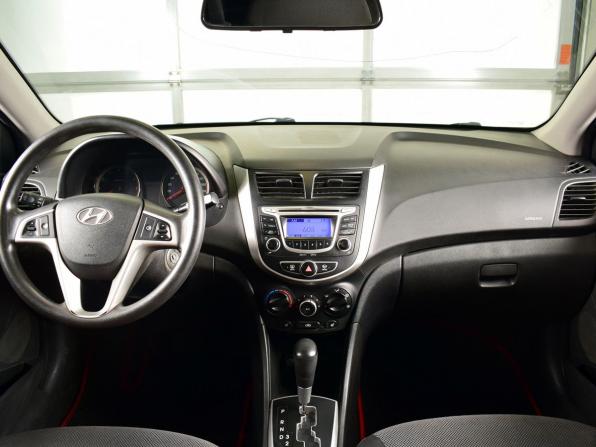 Hyundai Solaris I с пробегом 2013 года, цена 689 999 рублей, 276132 км, седан, Автокод Объявления