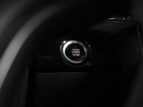 Kia Sorento II Рестайлинг с пробегом 2013 года, цена 1 349 000 рублей, 227942 км, внедорожник, Автокод Объявления