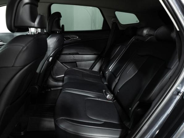 Kia Sportage V с пробегом 2025 года, цена 4 129 777 рублей, 9815 км, внедорожник, Автокод Объявления