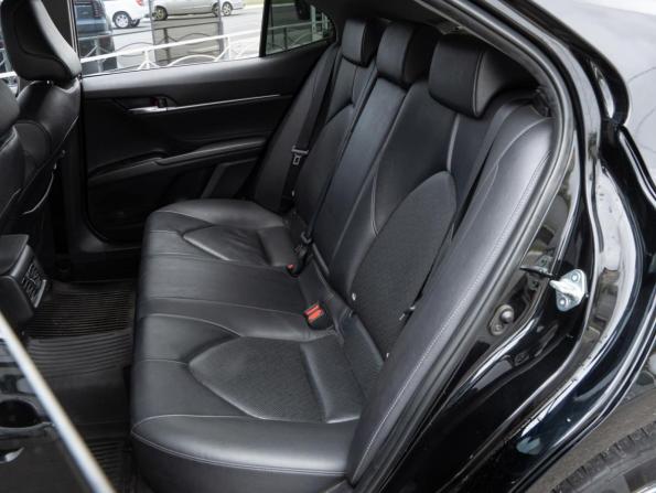 Toyota Camry VIII (XV70) Рестайлинг с пробегом 2021 года, цена 2 630 000 рублей, 78068 км, седан, Автокод Объявления