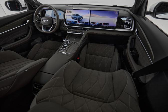 Geely Monjaro I Рестайлинг 2 с пробегом 2025 года, цена 4 350 000 рублей, 58 км, внедорожник, Автокод Объявления