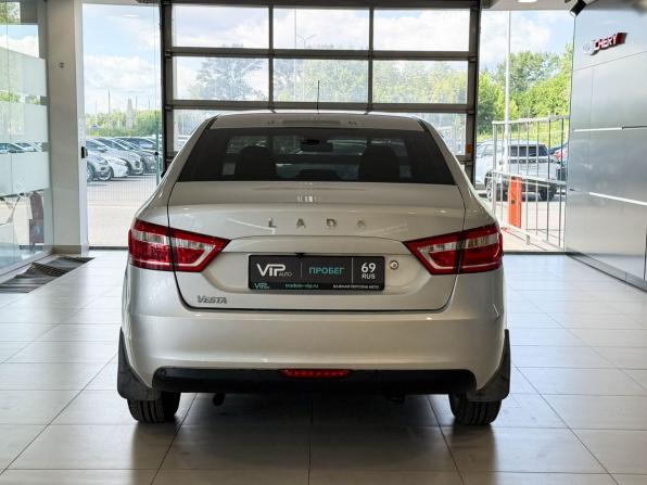 Lada (ВАЗ) Vesta I с пробегом 2017 года, цена 835 000 рублей, 230640 км, седан, Автокод Объявления