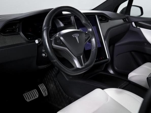 Tesla Model X I с пробегом 2020 года, цена 5 850 000 рублей, 118315 км, внедорожник, Автокод Объявления
