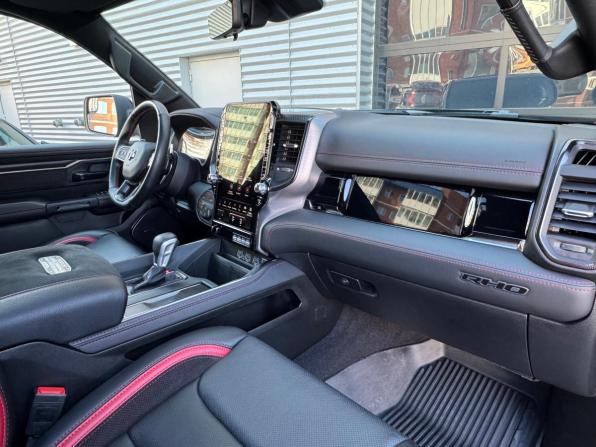 Ram 1500 V Рестайлинг с пробегом 2024 года, цена 11 300 000 рублей, 16019 км, пикап, Автокод Объявления