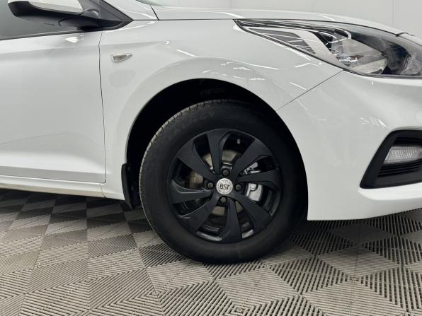 Hyundai Solaris II с пробегом 2019 года, цена 1 499 000 рублей, 122748 км, седан, Автокод Объявления