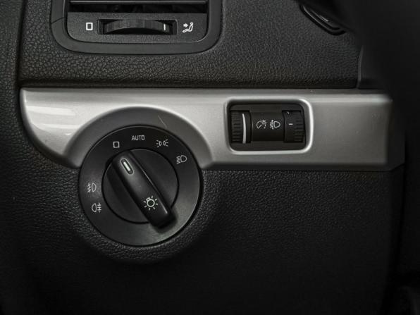 Skoda Yeti I Рестайлинг с пробегом 2013 года, цена 1 048 000 рублей, 134081 км, внедорожник, Автокод Объявления