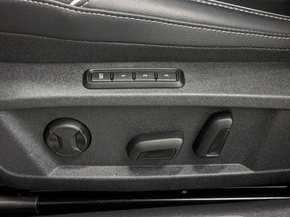 Volkswagen Passat B8 Рестайлинг с пробегом 2023 года, цена 3 500 000 рублей, 27903 км, седан, Автокод Объявления