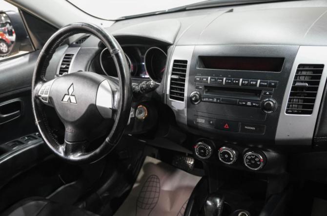 Mitsubishi Outlander II Рестайлинг с пробегом 2011 года, цена 1 149 000 рублей, 299000 км, внедорожник, Автокод Объявления