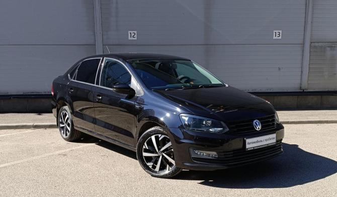 Volkswagen Polo V Рестайлинг с пробегом 2018 года, цена 1 339 000 рублей, 91949 км, седан, Автокод Объявления