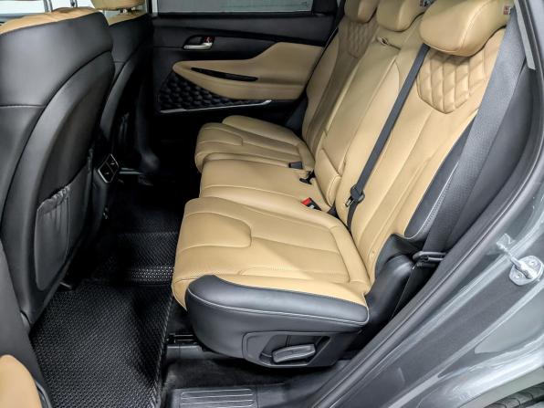 Hyundai Santa Fe IV Рестайлинг с пробегом 2021 года, цена 3 935 000 рублей, 37714 км, внедорожник, Автокод Объявления