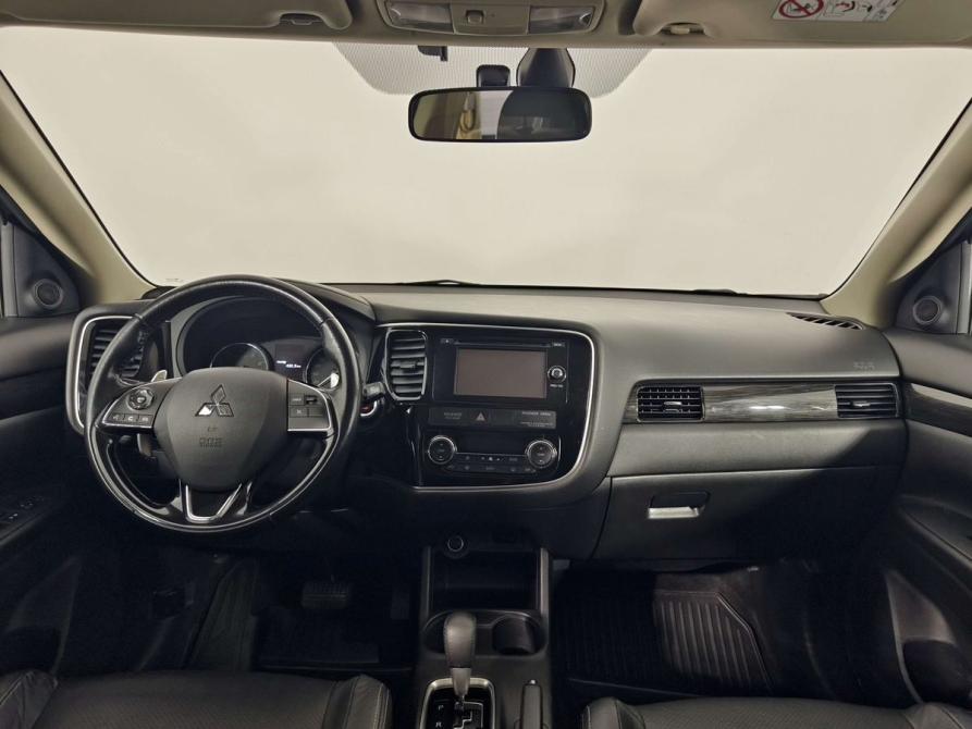 Mitsubishi Outlander III Рестайлинг 2 Санкт-Петербург  - изображение 12