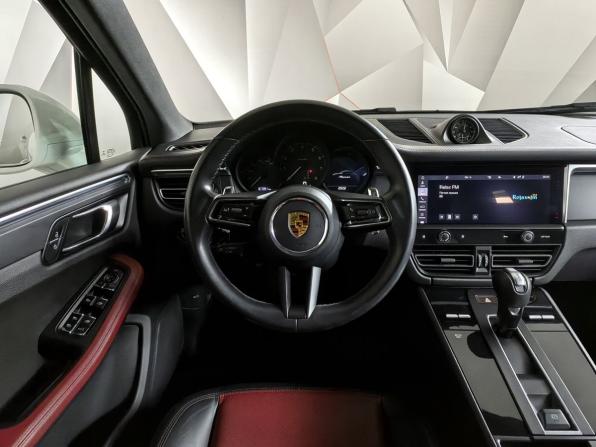 Porsche Macan I Рестайлинг 2 с пробегом 2022 года, цена 6 300 000 рублей, 67320 км, внедорожник, Автокод Объявления