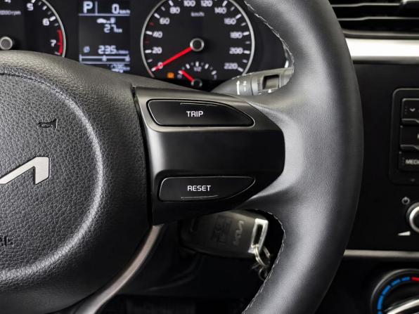 Kia Rio IV Рестайлинг с пробегом 2022 года, цена 1 797 000 рублей, 41736 км, хэтчбек, Автокод Объявления