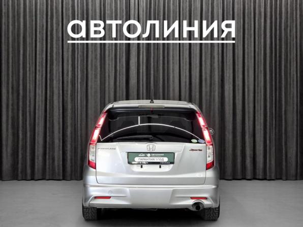 Honda Stream II Рестайлинг с пробегом 2009 года, цена 850 000 рублей, 230000 км, минивэн, Автокод Объявления