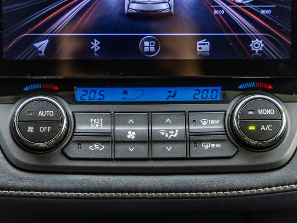 Toyota RAV4 IV (XA40) Рестайлинг с пробегом 2019 года, цена 2 468 000 рублей, 109100 км, внедорожник, Автокод Объявления