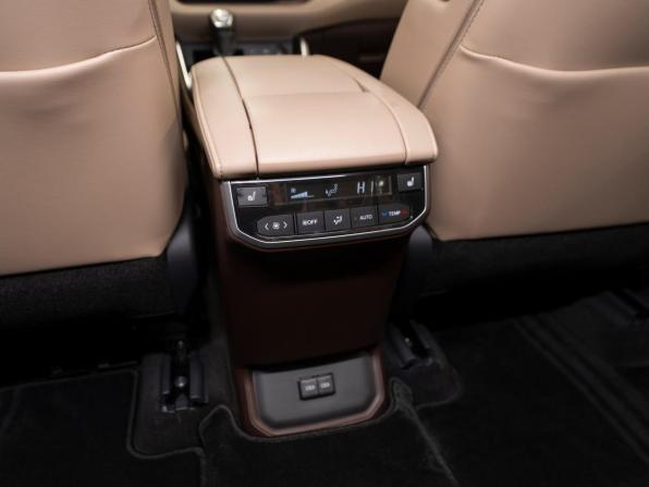 Toyota Highlander IV (XU70) с пробегом 2026 года, цена 5 700 000 рублей, 50 км, внедорожник, Автокод Объявления