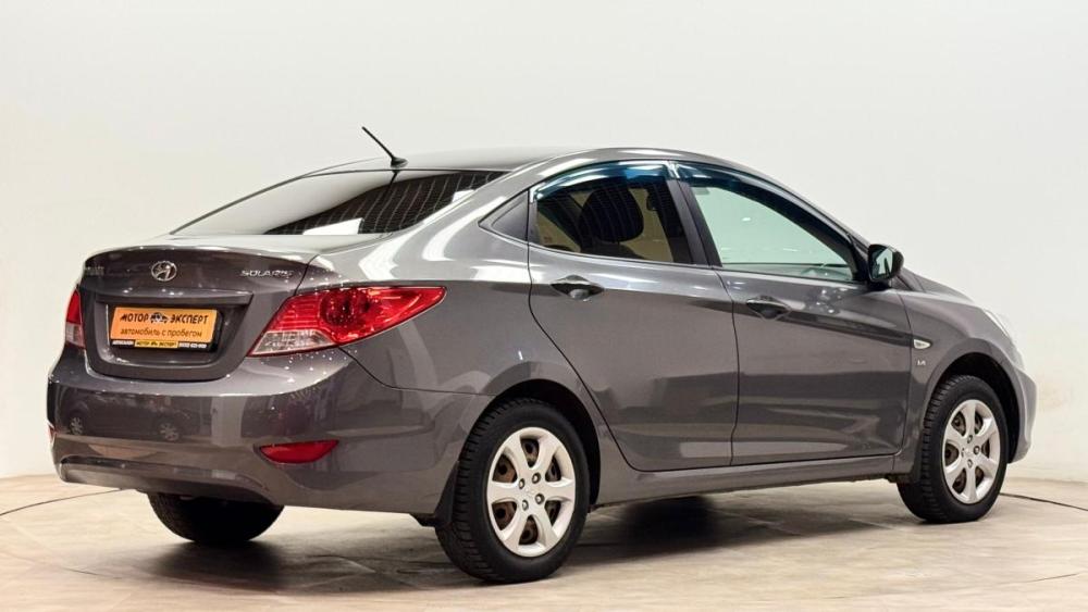 Hyundai Solaris I Киров  - изображение 4
