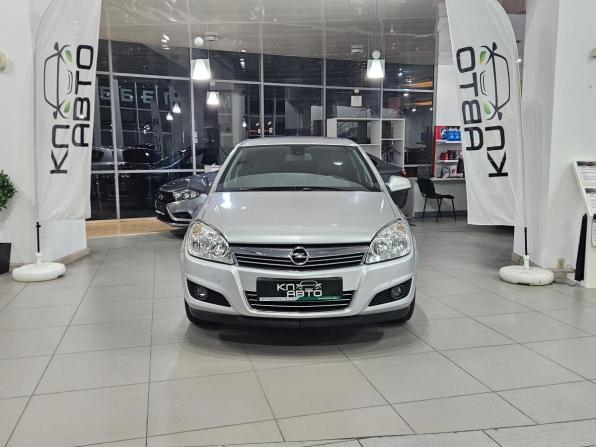 Opel Astra J Рестайлинг с пробегом 2012 года, цена 635 000 рублей, 238992 км, хэтчбек, Автокод Объявления