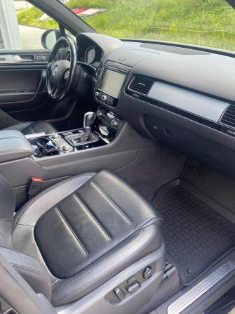 Volkswagen Touareg II Рестайлинг с пробегом 2018 года, цена 3 094 000 рублей, 206882 км, внедорожник, Автокод Объявления