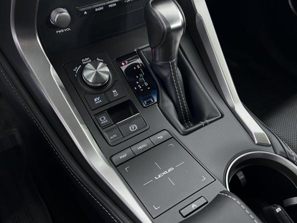 Lexus NX I Рестайлинг с пробегом 2018 года, цена 3 400 000 рублей, 104446 км, внедорожник, Автокод Объявления