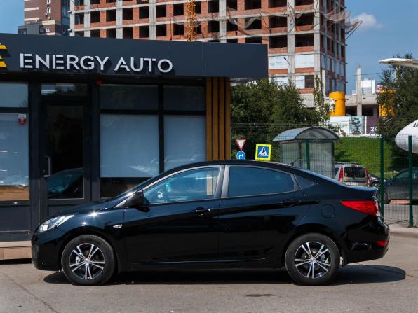 Hyundai Solaris I Рестайлинг с пробегом 2014 года, цена 930 000 рублей, 168598 км, седан, Автокод Объявления