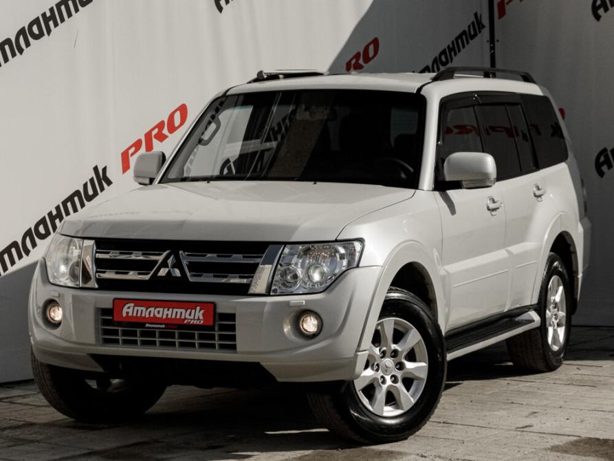 Mitsubishi Pajero IV Рестайлинг 1 Екатеринбург  - изображение 1