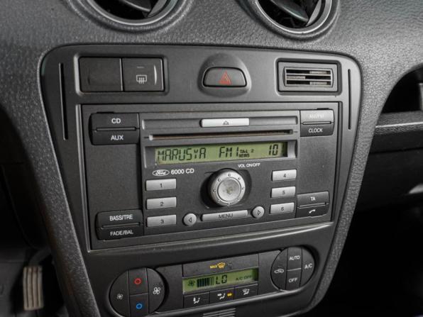Ford Fusion I Рестайлинг с пробегом 2007 года, цена 399 000 рублей, 272887 км, хэтчбек, Автокод Объявления