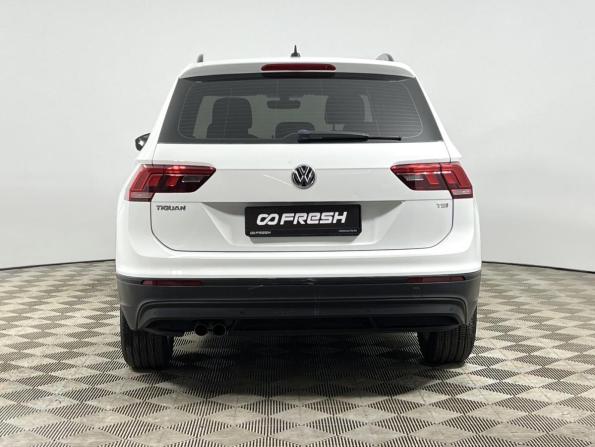 Volkswagen Tiguan II с пробегом 2017 года, цена 1 799 200 рублей, 119949 км, внедорожник, Автокод Объявления