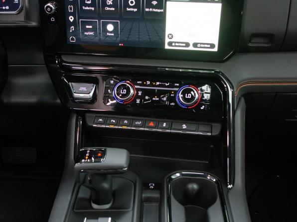GMC Sierra IV Рестайлинг с пробегом 2026 года, цена 10 799 000 рублей, 48 км, offers.body_type.unknown, Автокод Объявления