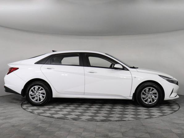 Hyundai Elantra VII (CN7) с пробегом 2021 года, цена 1 897 000 рублей, 67394 км, седан, Автокод Объявления