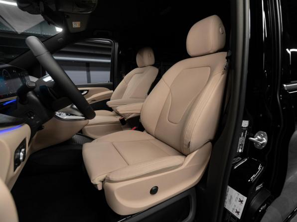 Mercedes-Benz V-Класс III (W447) Рестайлинг 2 с пробегом 2026 года, цена 14 600 000 рублей, 16 км, минивэн, Автокод Объявления