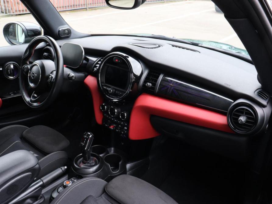 Mini Hatch III (F55/F56) Рестайлинг Химки  - изображение 8