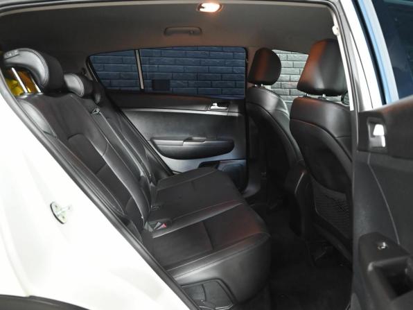 Kia Sportage IV Рестайлинг с пробегом 2020 года, цена 2 240 000 рублей, 109705 км, внедорожник, Автокод Объявления